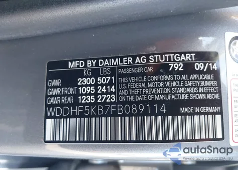 2015 Mercedes-Benz E 350 z USA, uszkodzony, nr VIN WDDHF5KB7FB089114